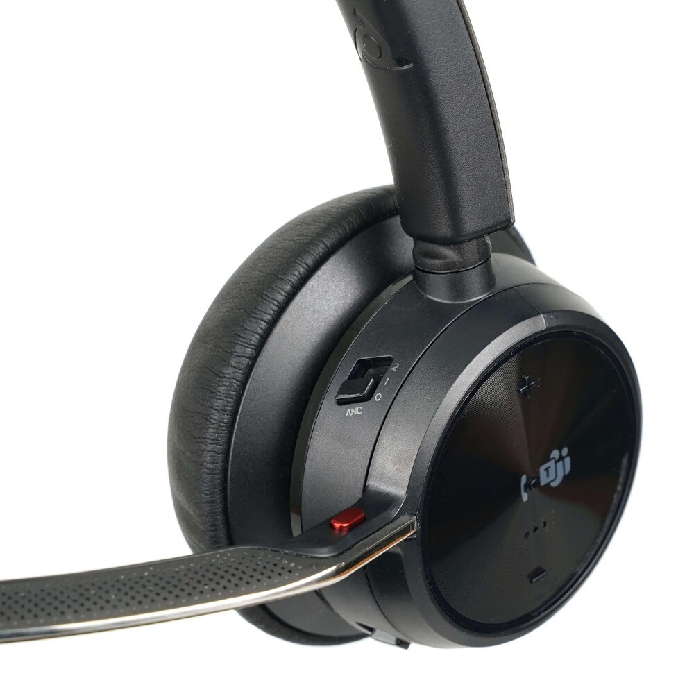 Plantronics Voyager Focus 2 UC USB-A Headset with Charging Stand for Microsoft Teams (213727-02) New 2