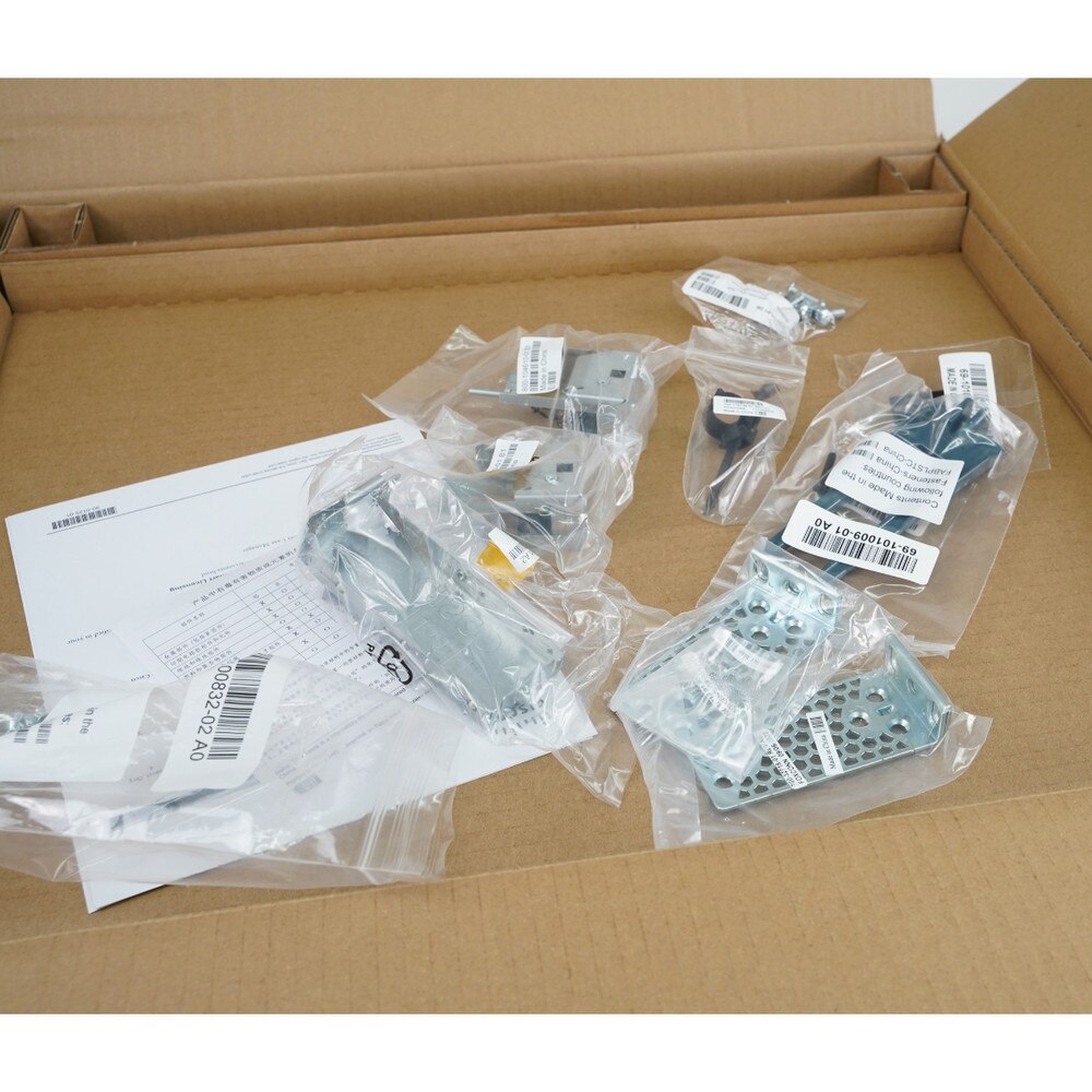 Cisco Catalyst 9200L-24T-4G-A 24-Port Data 4x1G Uplink Switch with Network Advantage New 4